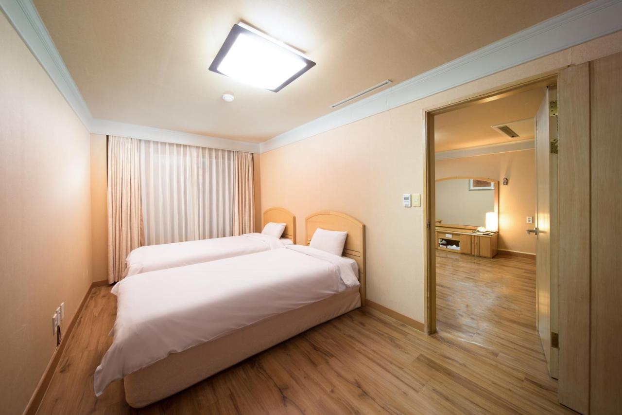 Jeju Hawaii Hotel Екстериор снимка