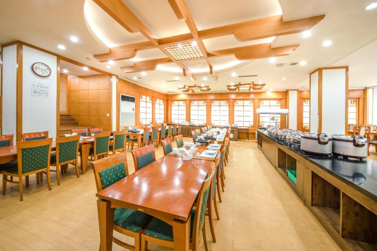Jeju Hawaii Hotel Екстериор снимка